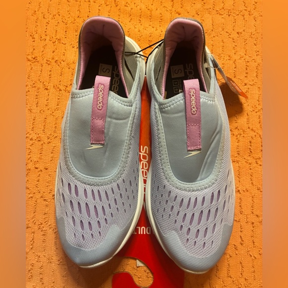 Speedo Shoes - Speedo Women's Pull on
Water Shoes Hawaiian Sky 
Size Small-Non-Slip 
Footwear